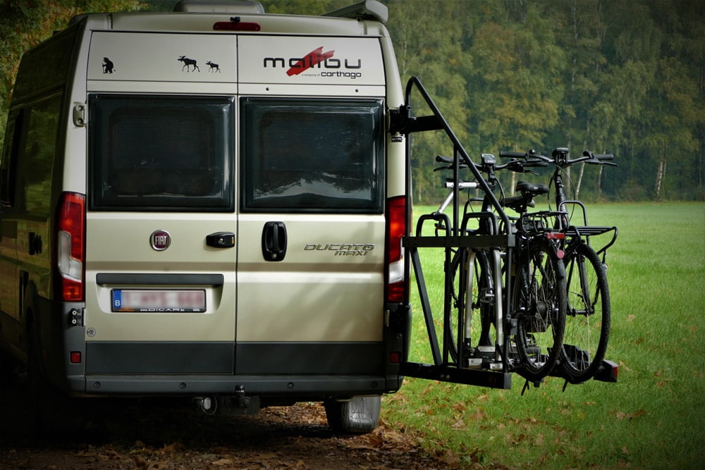 Bespreken Consulaat Gebeurt Van 'n Bike fietsendrager voor Buscampers